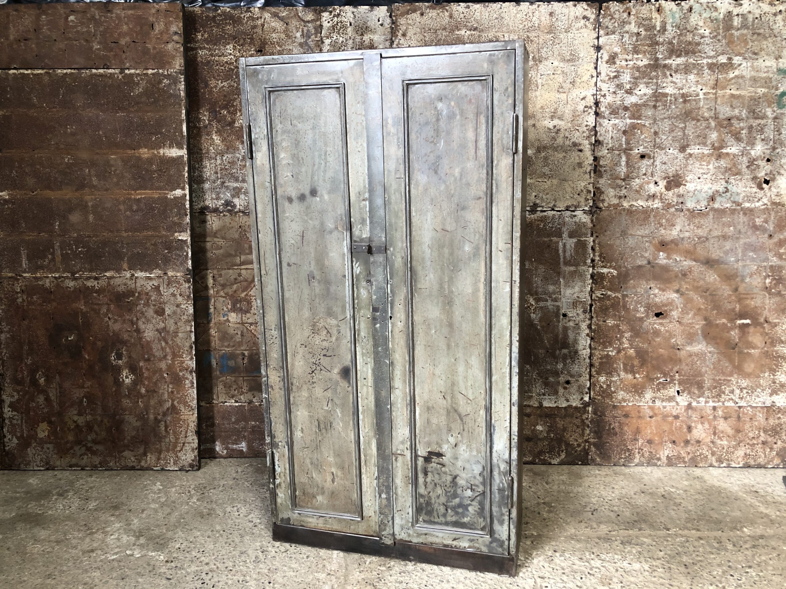 Armoire industrielle