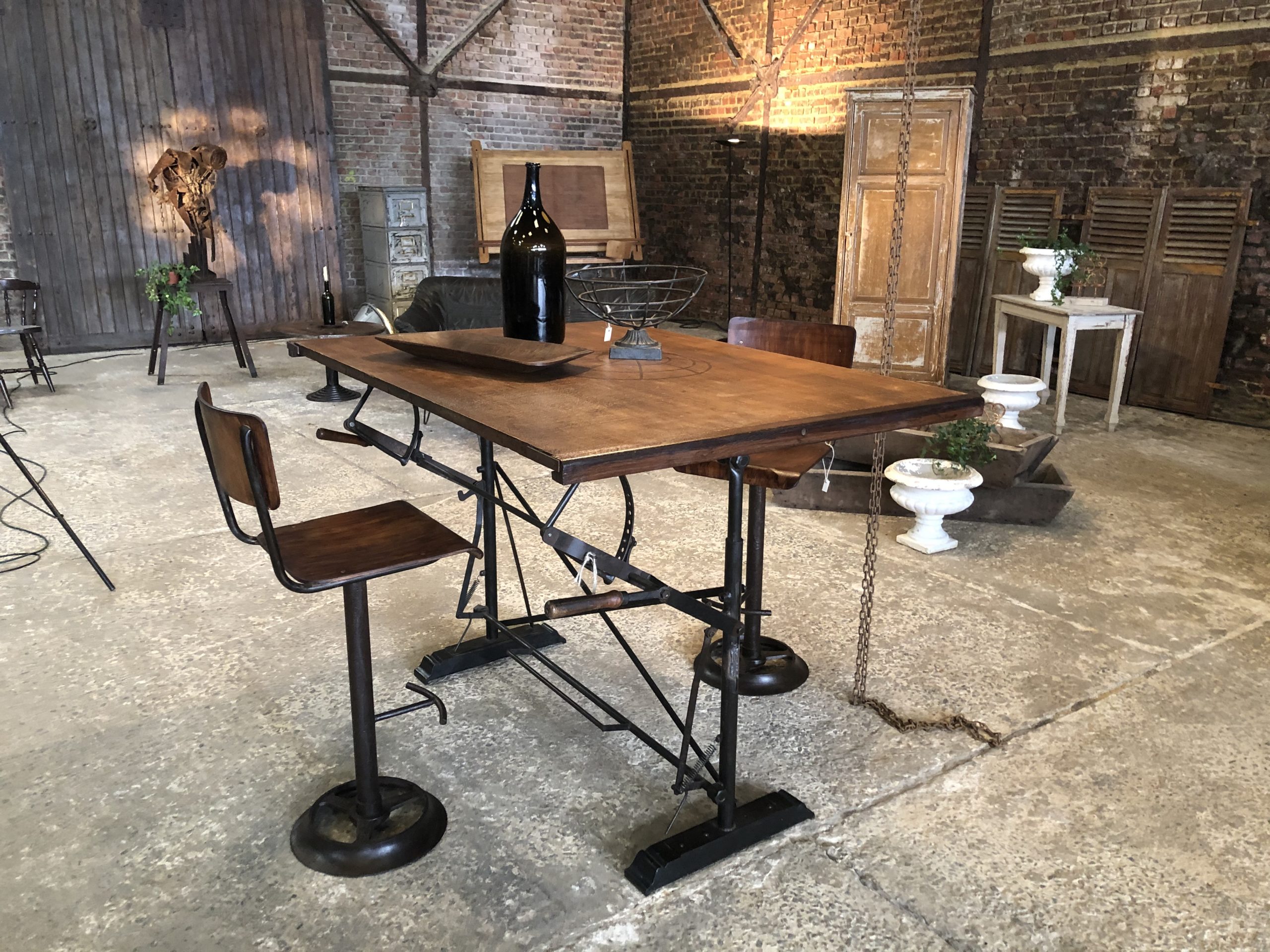 Table haute industrielle