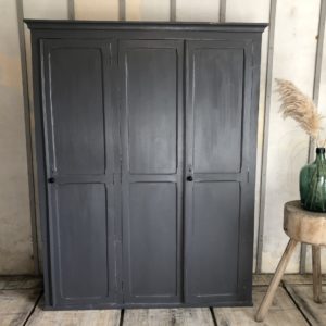 Armoire 3 portes