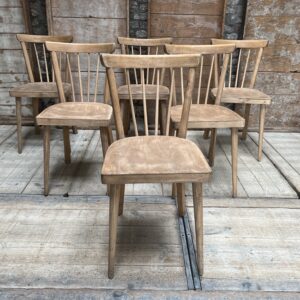 Chaises bistrot en bois brut Baumann