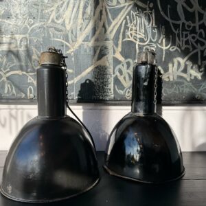 Lampe industrielle noire