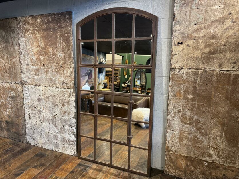 Miroir industriel en fonte