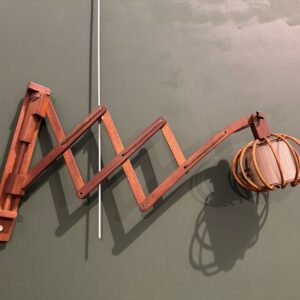 Lampe vintage bois rotin accordeon