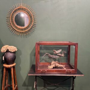 Ancienne vitrine d'exposition en bois et verre