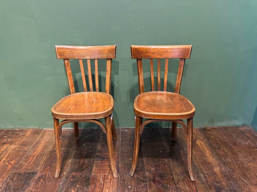 Chaises de bistrot