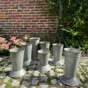 Anciens seaux en zinc de fleuriste